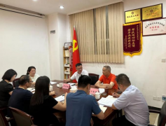 德晟集團(tuán)總經(jīng)理肖啟純到市場(chǎng)中心公司、市礦業(yè)公司、華遠(yuǎn)公司調(diào)研座談